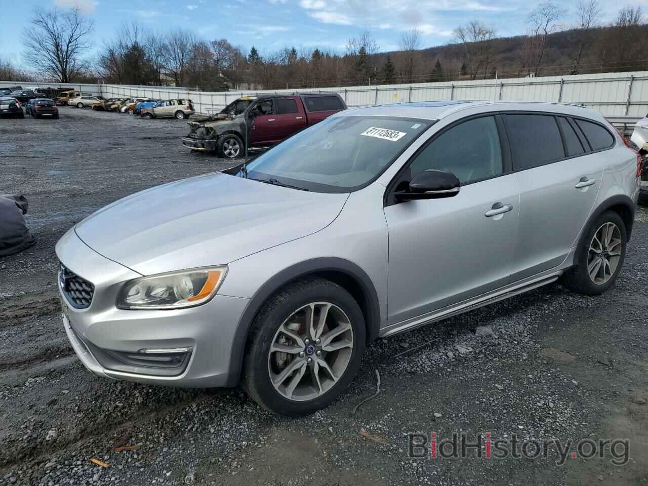 Photo YV4612HK4G1003445 - VOLVO V60 2016