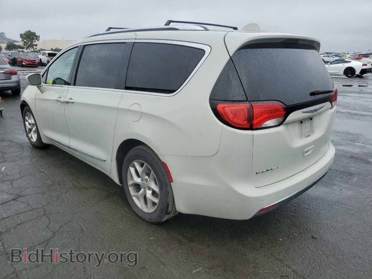 2017 CHRYSLER PACIFICA - VIN: 2C4RC1EG9HR585169 - Photo 2