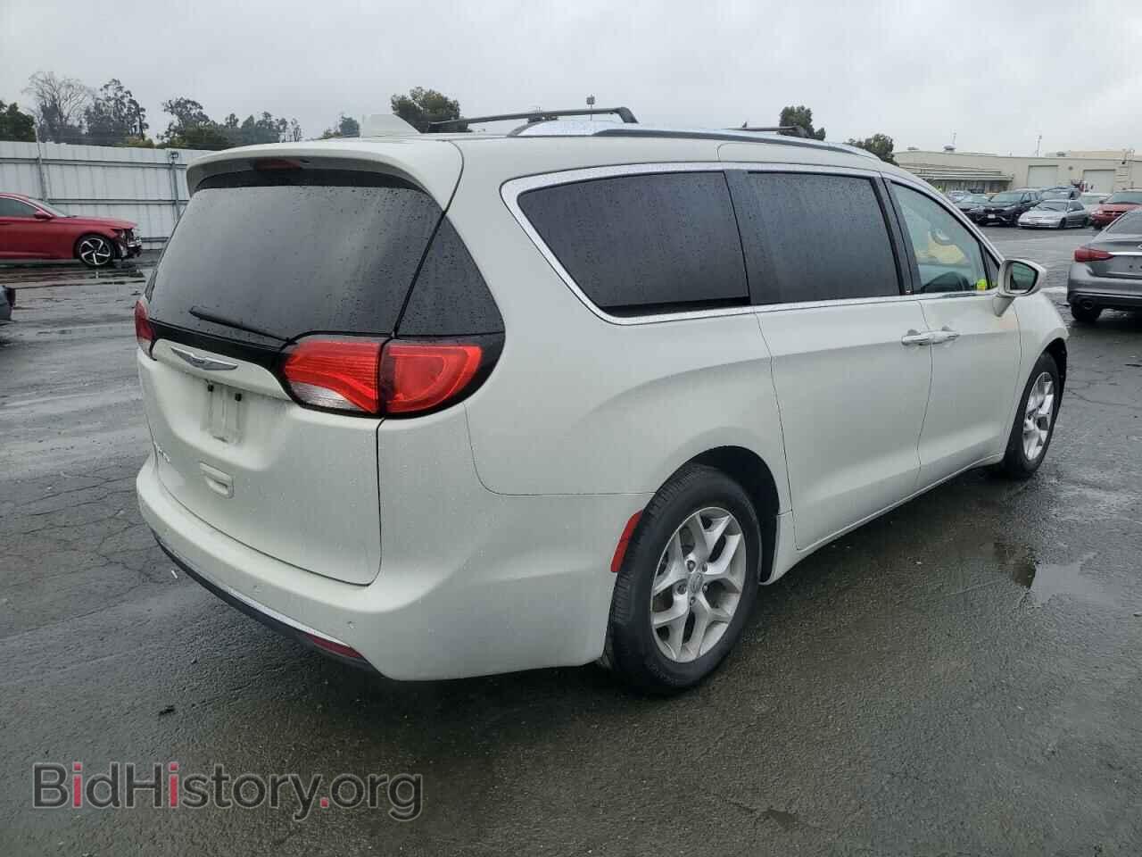 2017 CHRYSLER PACIFICA - VIN: 2C4RC1EG9HR585169 - Photo 3