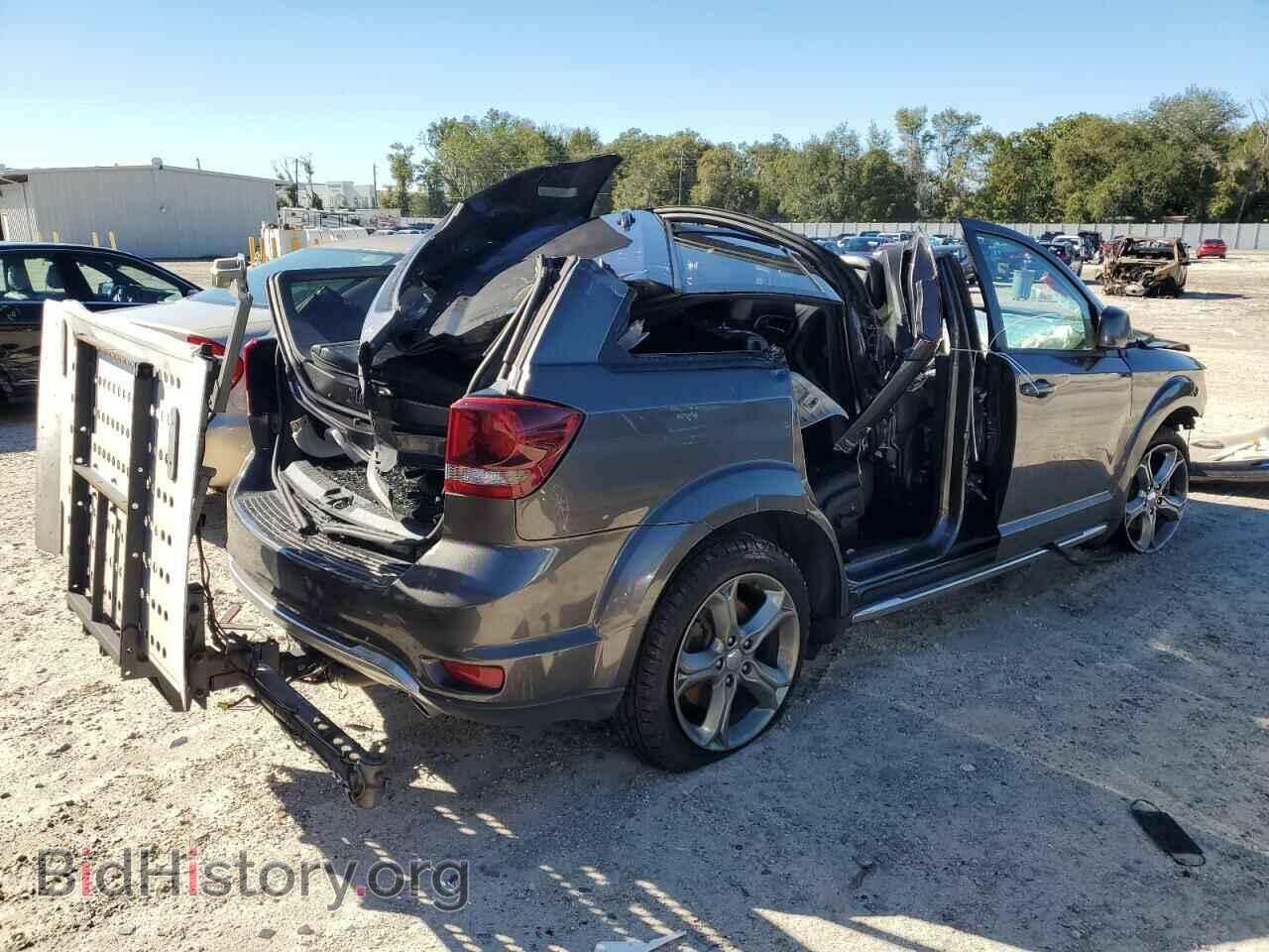 2017 DODGE JOURNEY - VIN: 3C4PDCGGXHT593873 - Фото 3