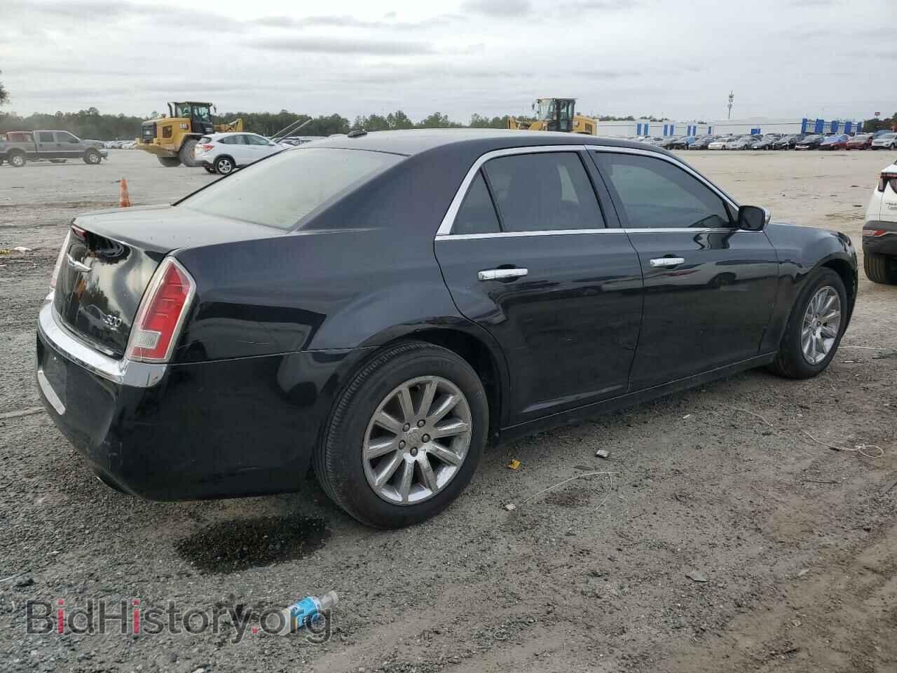 2011 CHRYSLER 300 - VIN: 2C3CA5CG3BH594702 - Фото 3