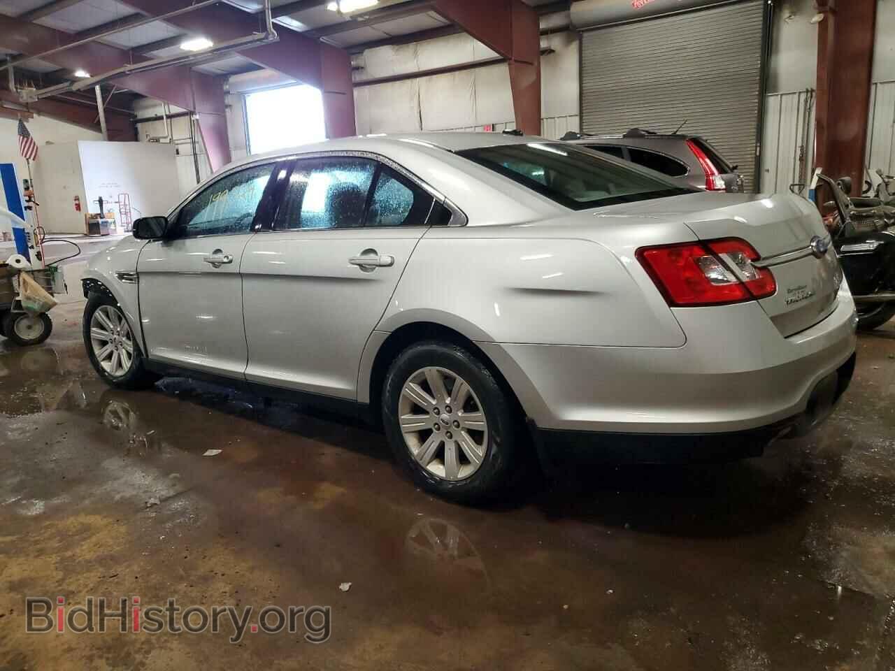 2011 FORD TAURUS - VIN: 1FAHP2DWXBG171086 - Фото 2