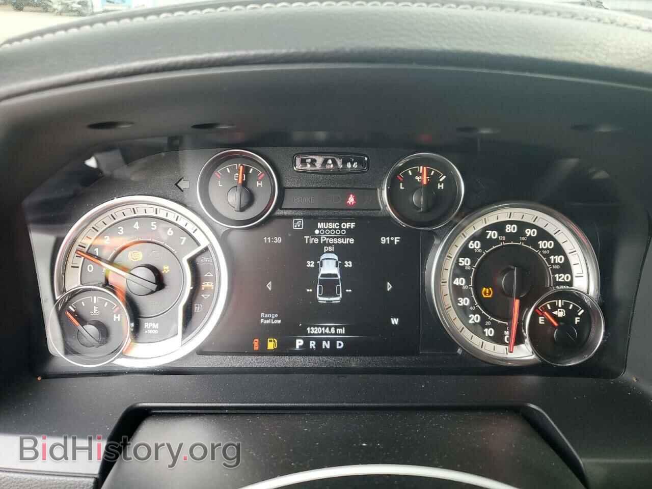 2018 RAM 1500 - VIN: 1C6RR6UT8JS210251 - Фото 9