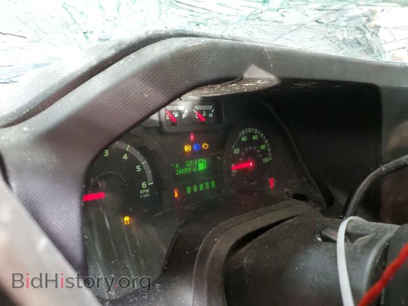 2010 Ford ALL MODELS (VIN 1FBNE3BL4ADA68199) — photo 9 of 12