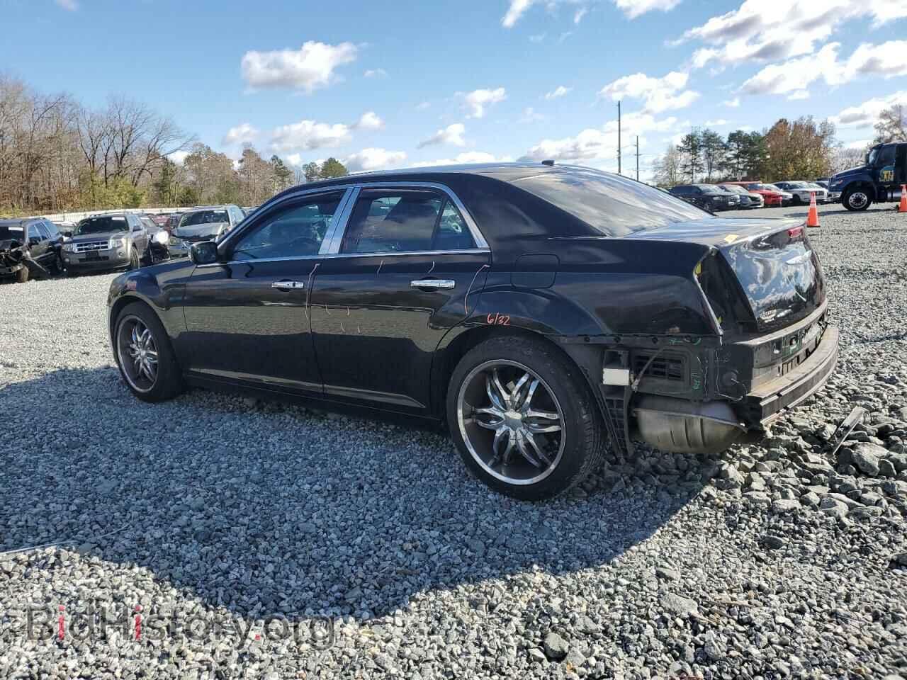2013 CHRYSLER 300 - VIN: 2C3CCABT3DH615326 - Фото 2