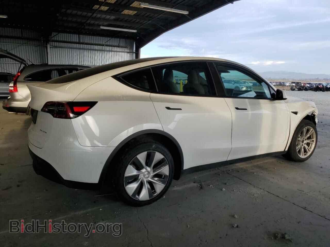 2022 TESLA MODEL Y - VIN: 7SAYGDEE7NF355141 - Фото 3