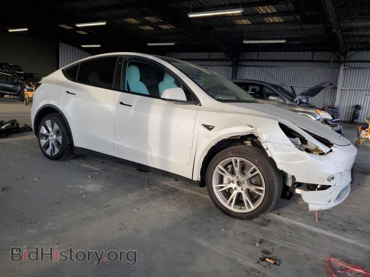 2022 TESLA MODEL Y - VIN: 7SAYGDEE7NF355141 - Фото 4