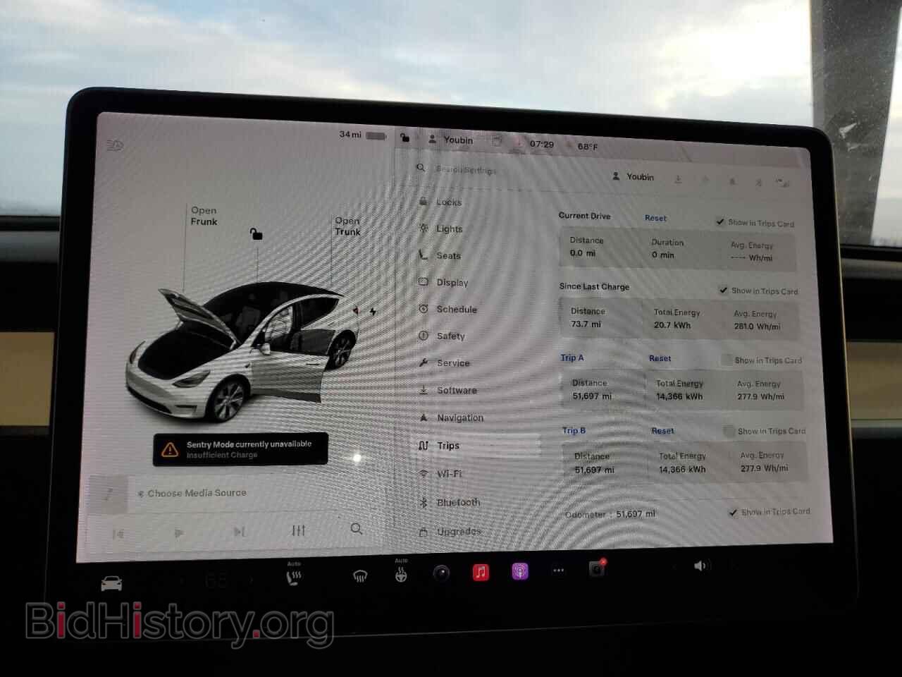 2022 TESLA MODEL Y - VIN: 7SAYGDEE7NF355141 - Фото 9