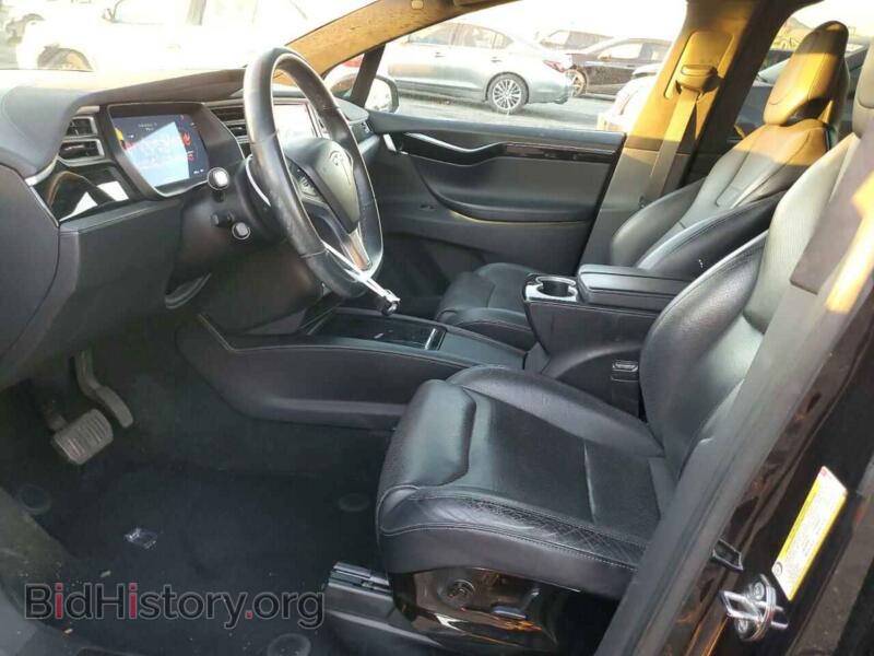 2016 Tesla MODEL X (VIN 5YJXCAE21GF014443) — фото 7 из 12