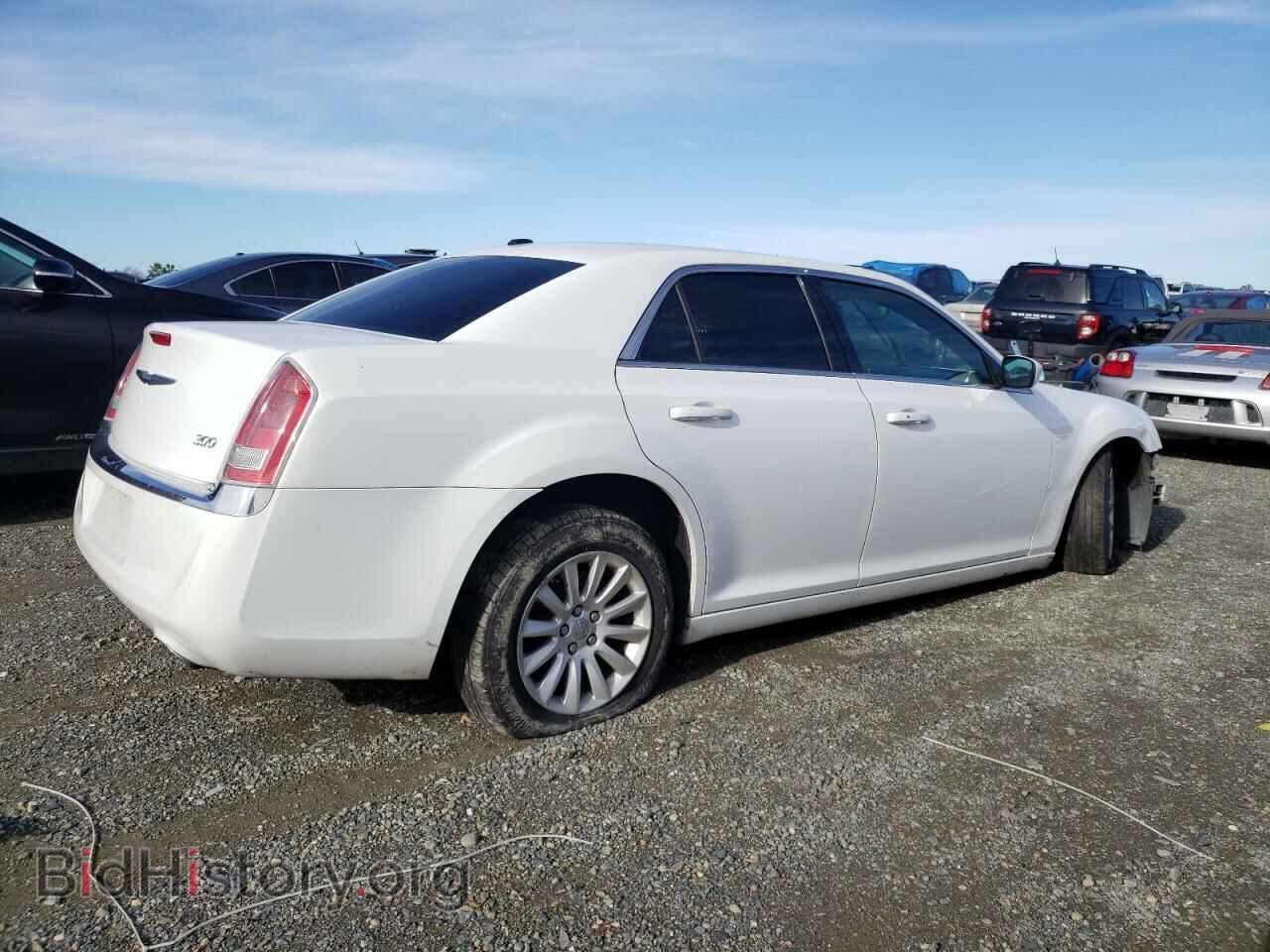 2014 CHRYSLER 300 - VIN: 2C3CCAAG2EH118449 - Фото 3