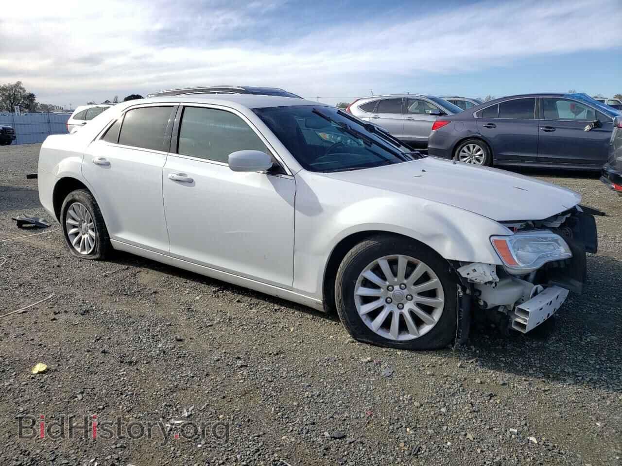 2014 CHRYSLER 300 - VIN: 2C3CCAAG2EH118449 - Фото 4