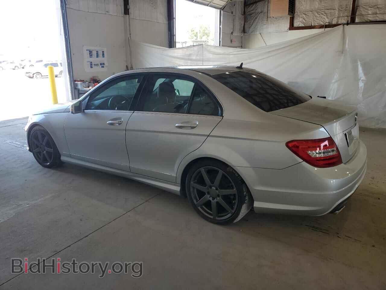 2014 MERCEDES-BENZ C-CLASS - VIN: WDDGF4HB0EA950277 - Фото 2