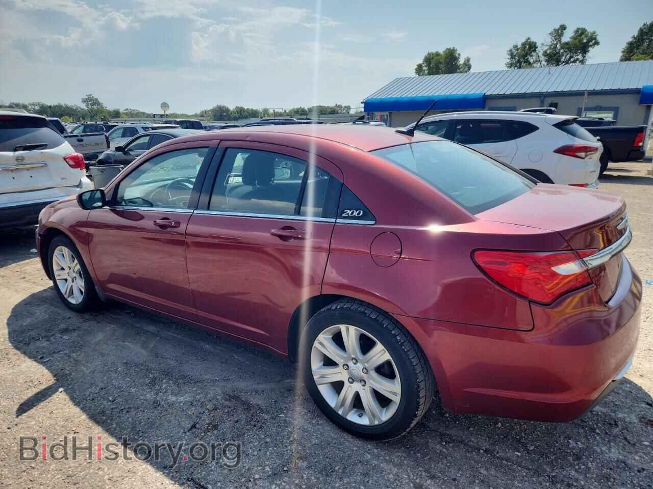2013 CHRYSLER 200 - VIN: 1C3CCBBB5DN515636 - Фото 2