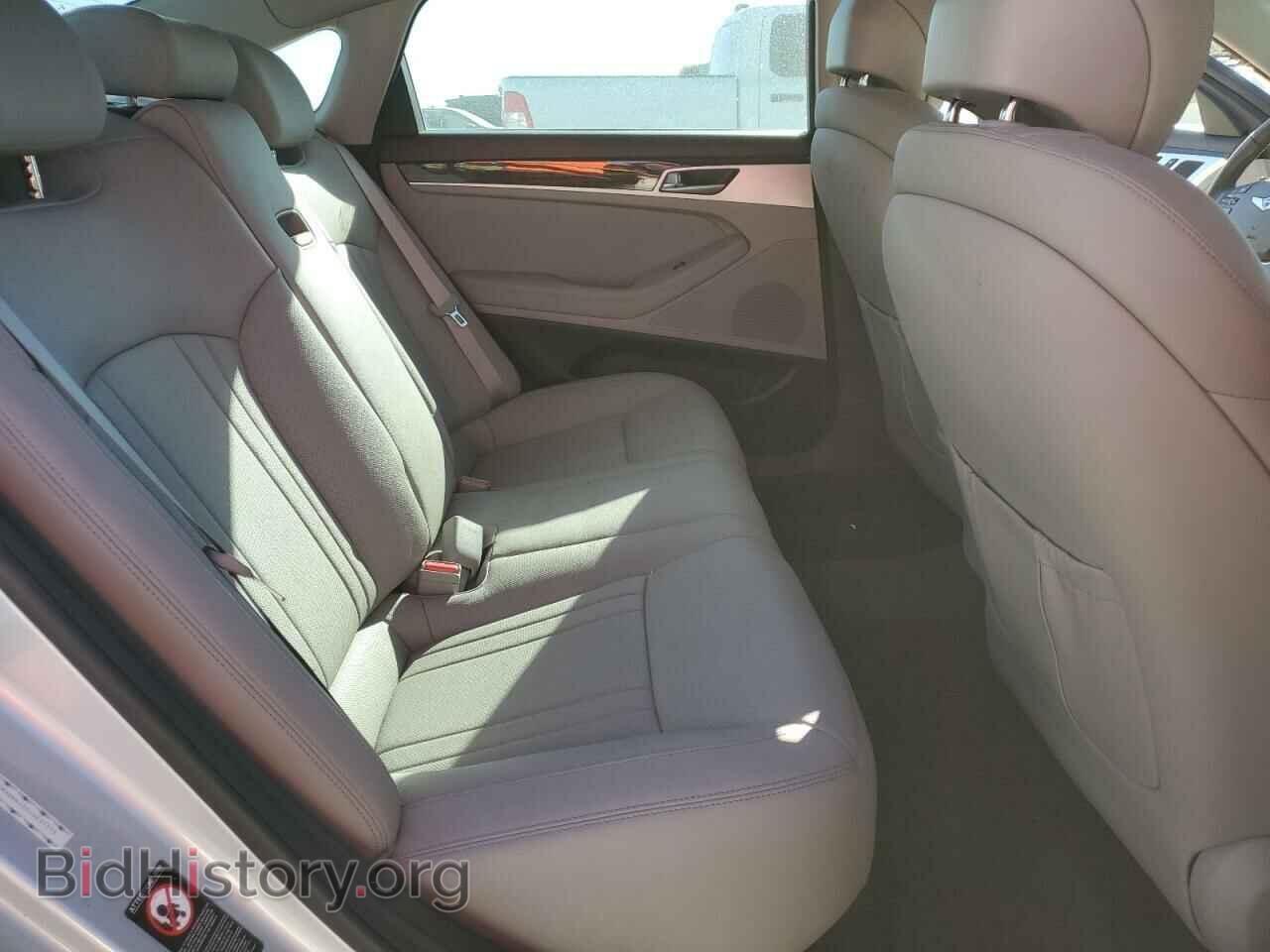 2018 GENESIS G80 - VIN: KMHGN4JE0JU237515 - Photo 10