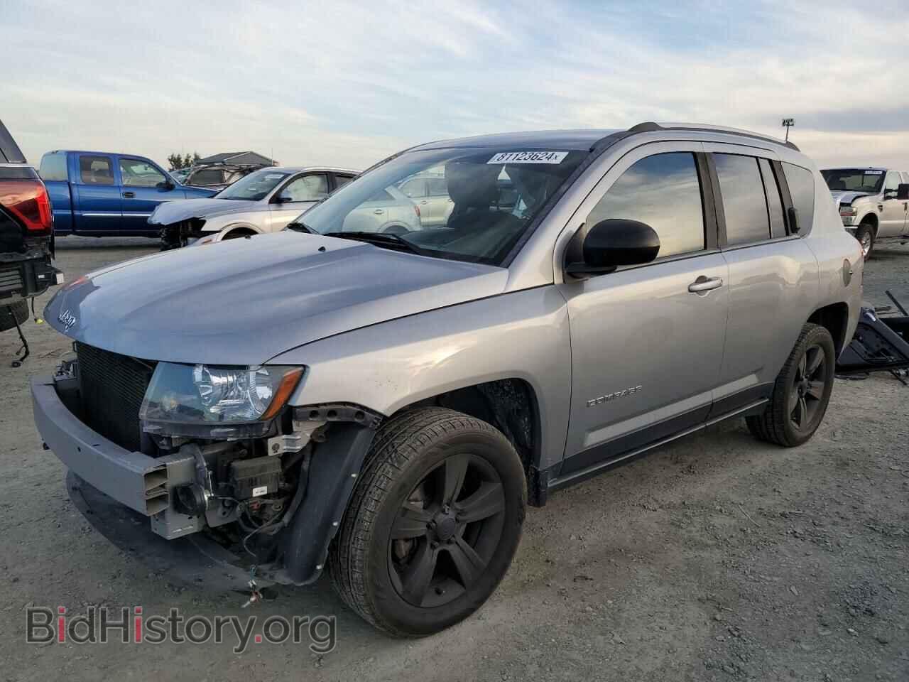 Фотография 1C4NJCBA4GD609377 - JEEP COMPASS 2016