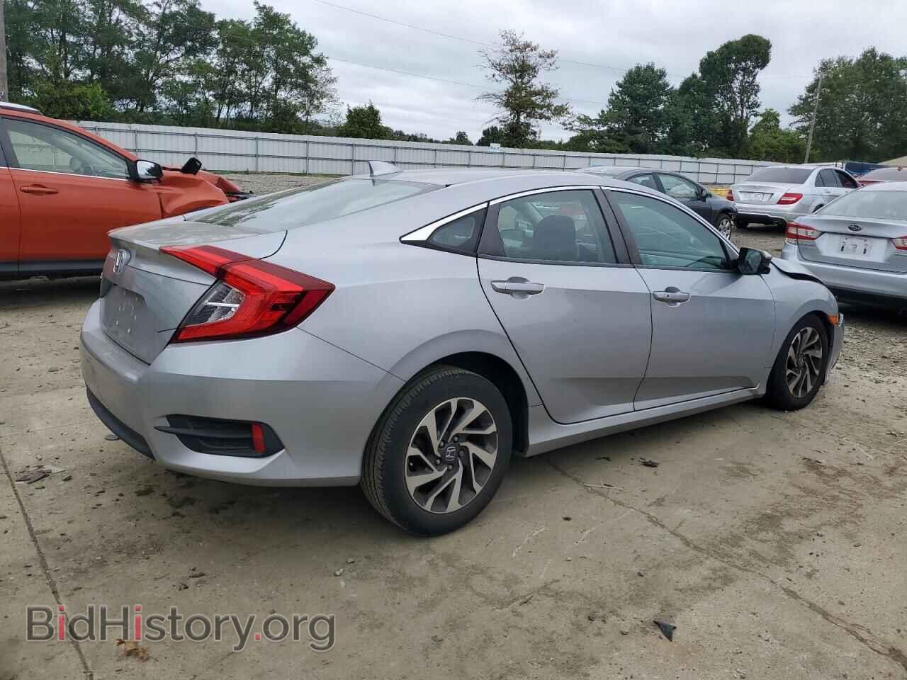 2018 HONDA CIVIC - VIN: 2HGFC2F77JH584476 - Фото 3