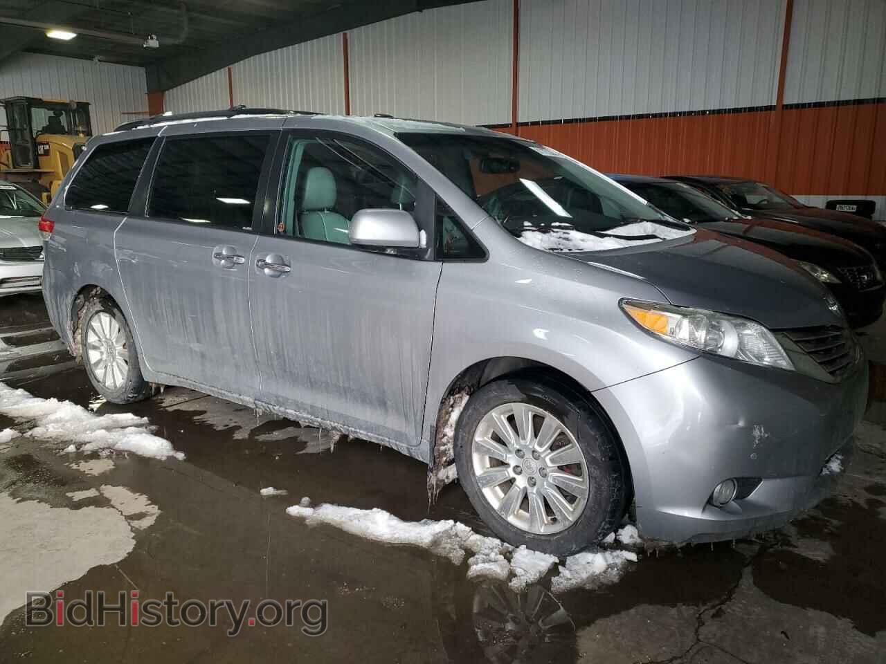 2011 TOYOTA All Models - VIN: 5TDDK3DC6BS009383 - Фото 4