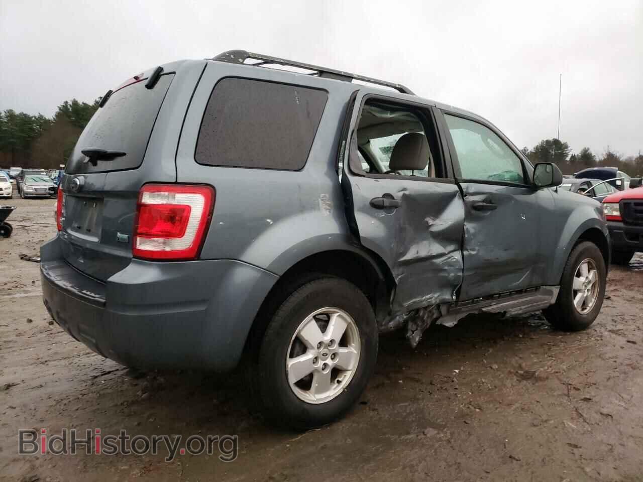 2010 FORD ESCAPE - VIN: 1FMCU0DG0AKD01765 - Фото 3