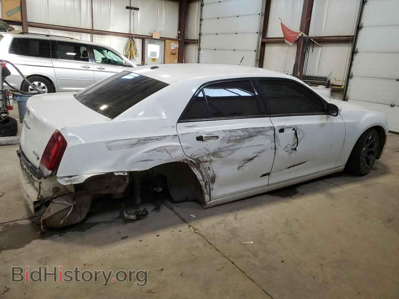 2016 CHRYSLER 300 - VIN: 2C3CCABG0GH231429 - Фото 3