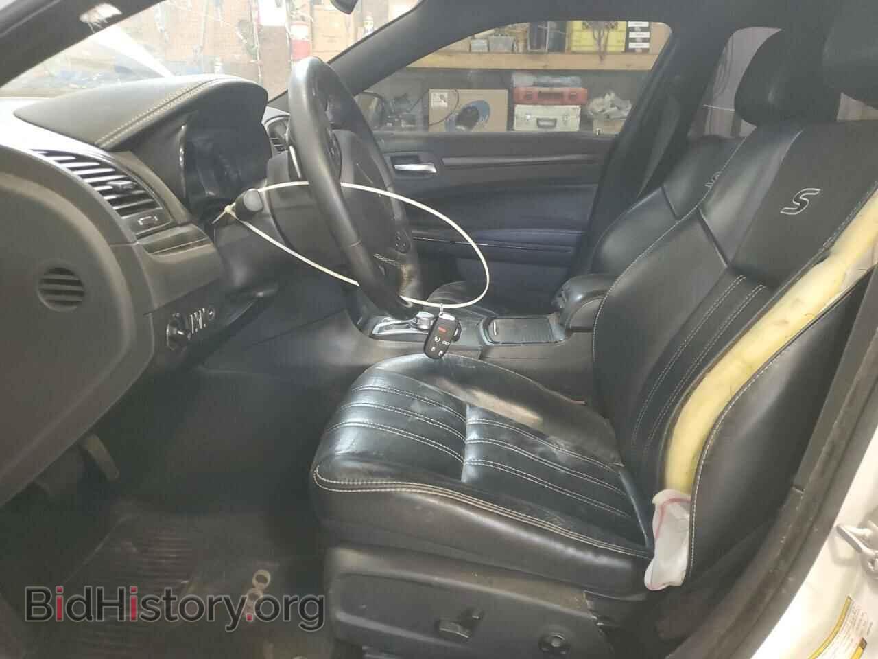 2016 CHRYSLER 300 - VIN: 2C3CCABG0GH231429 - Фото 7