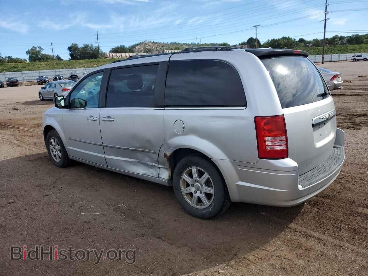 2010 CHRYSLER MINIVAN - VIN: 2A4RR5D12AR324095 - Photo 2