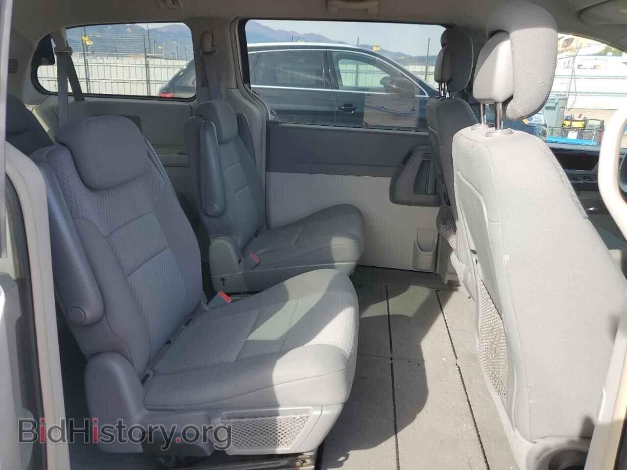 2010 CHRYSLER MINIVAN - VIN: 2A4RR5D12AR324095 - Photo 11