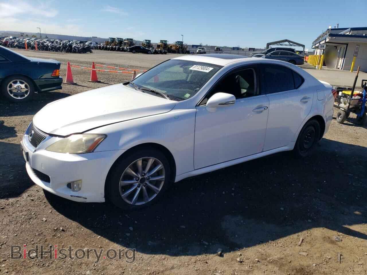 Photo JTHBE5C26A2017409 - LEXUS IS 2010
