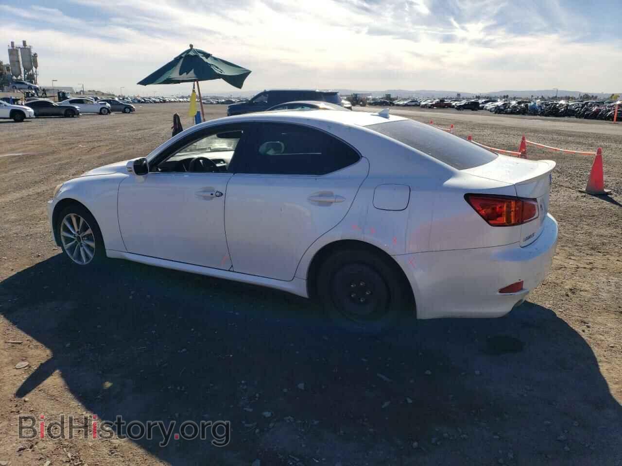 2010 LEXUS IS - VIN: JTHBE5C26A2017409 - Photo 2