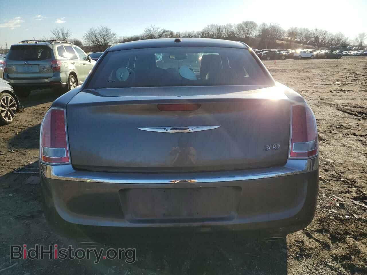 2014 CHRYSLER 300 - VIN: 2C3CCAAG8EH263303 - Фото 6