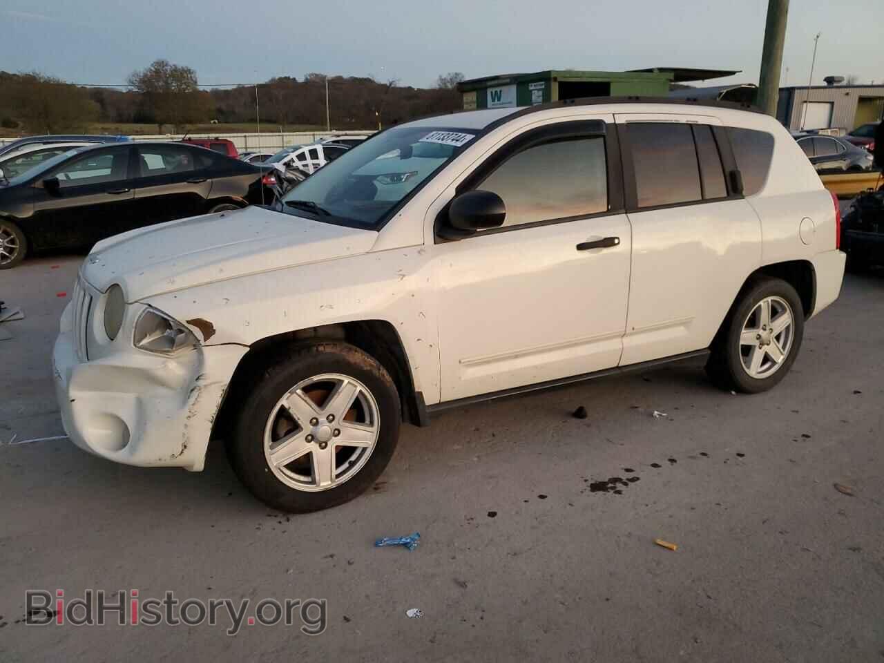 Фотография 1J8FT47W38D703060 - JEEP COMPASS 2008
