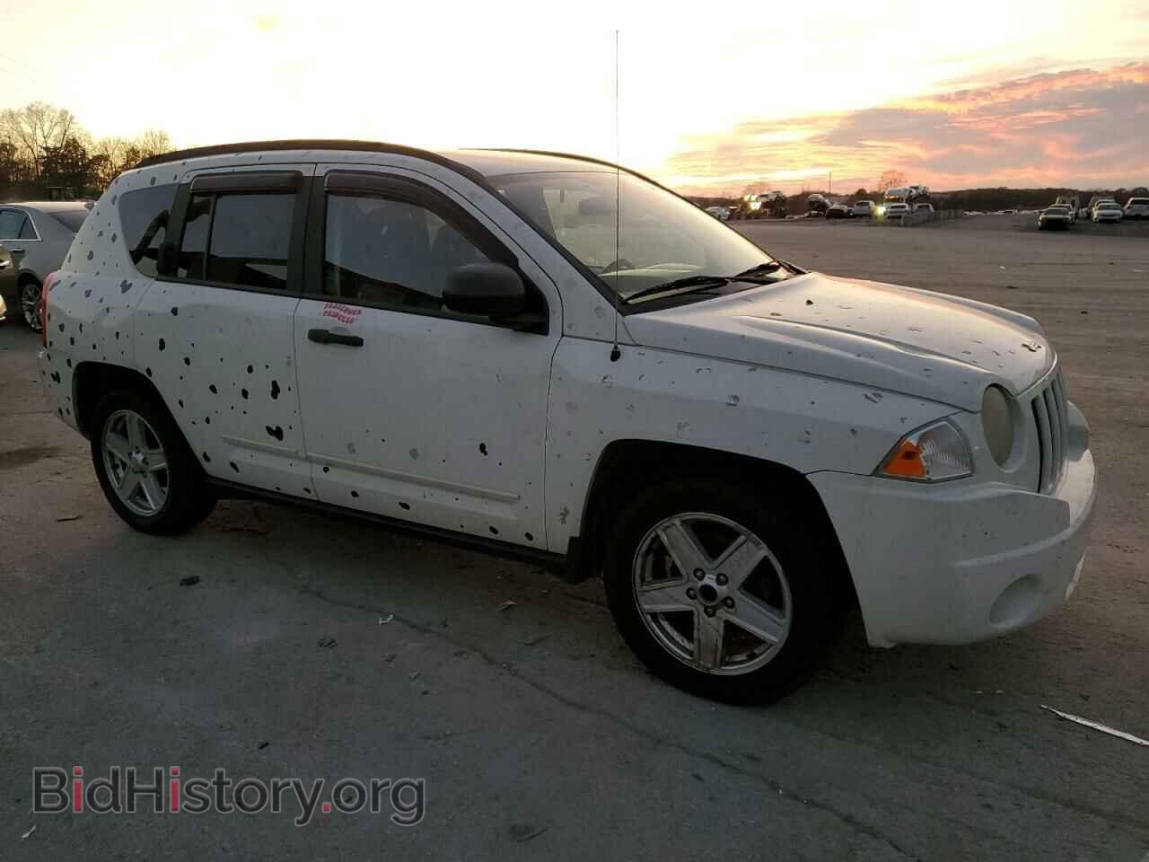 2008 JEEP COMPASS - VIN: 1J8FT47W38D703060 - Фото 4