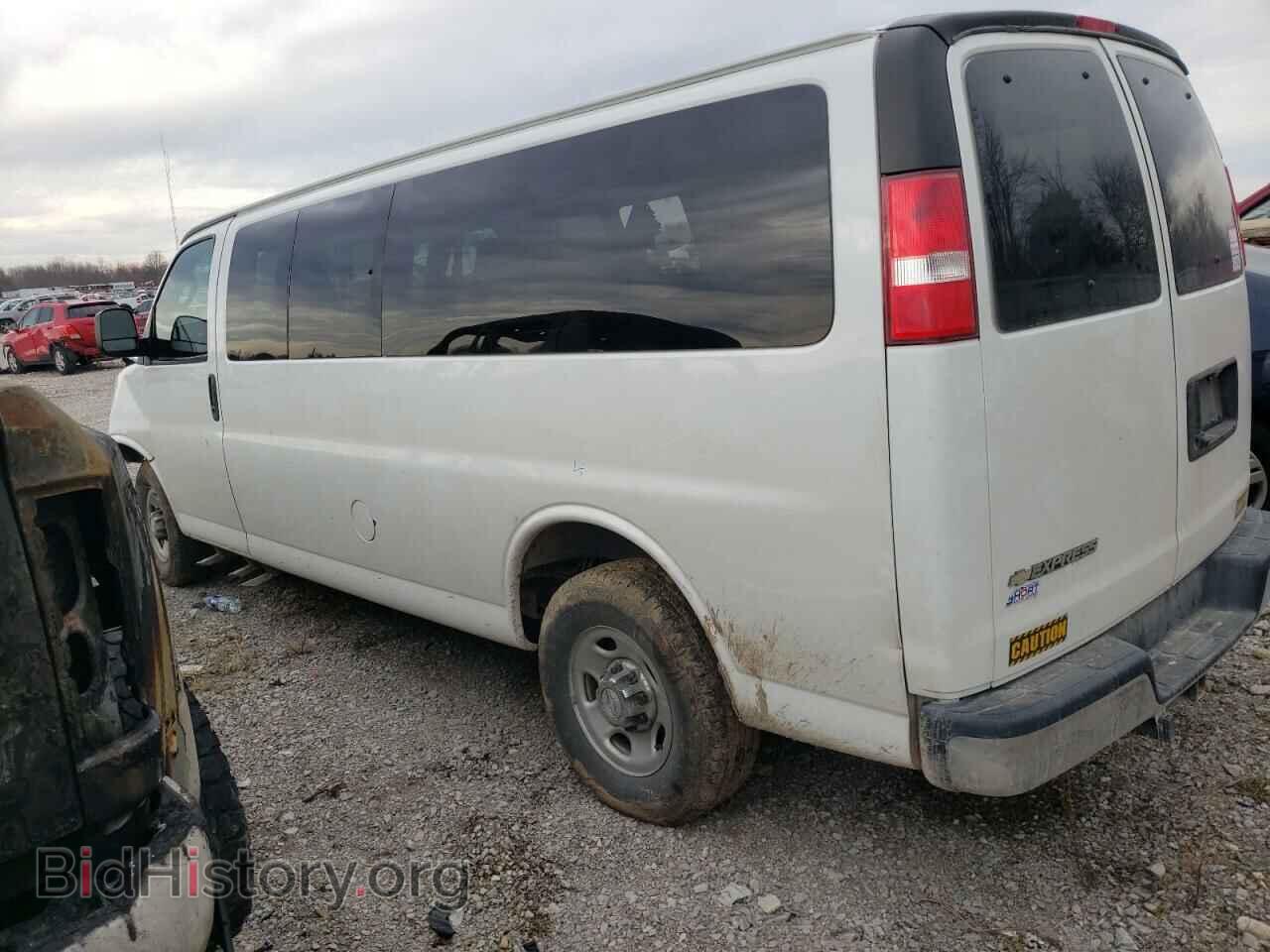2019 CHEVROLET EXPRESS - VIN: 1GAZGPFG8K1282913 - Фото 2