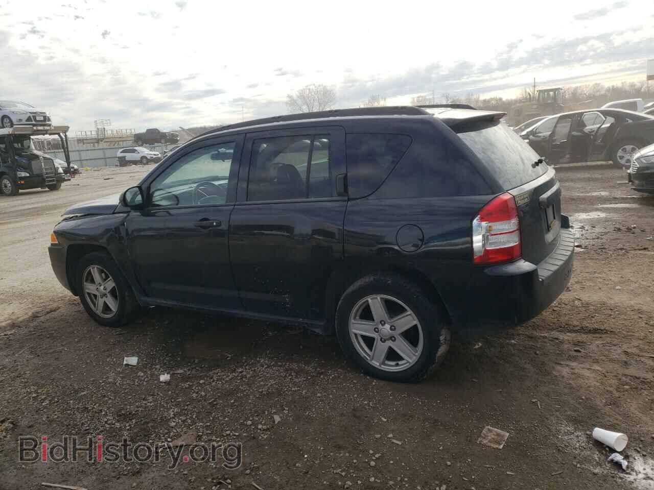 2007 JEEP COMPASS - VIN: 1J8FT47W27D344802 - Фото 2