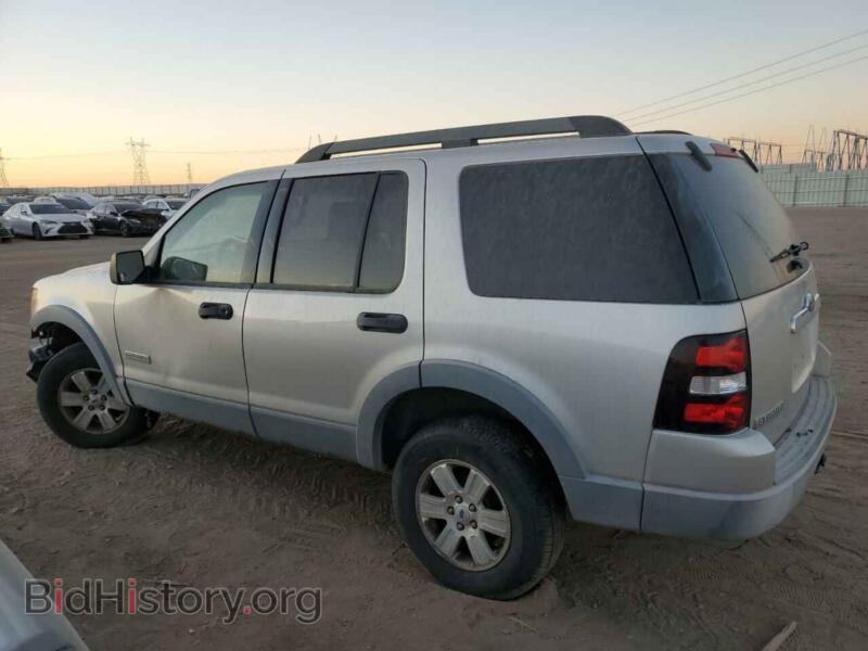 2006 Ford EXPLORER (VIN 1FMEU63E36UA48576) — фото 2 из 13