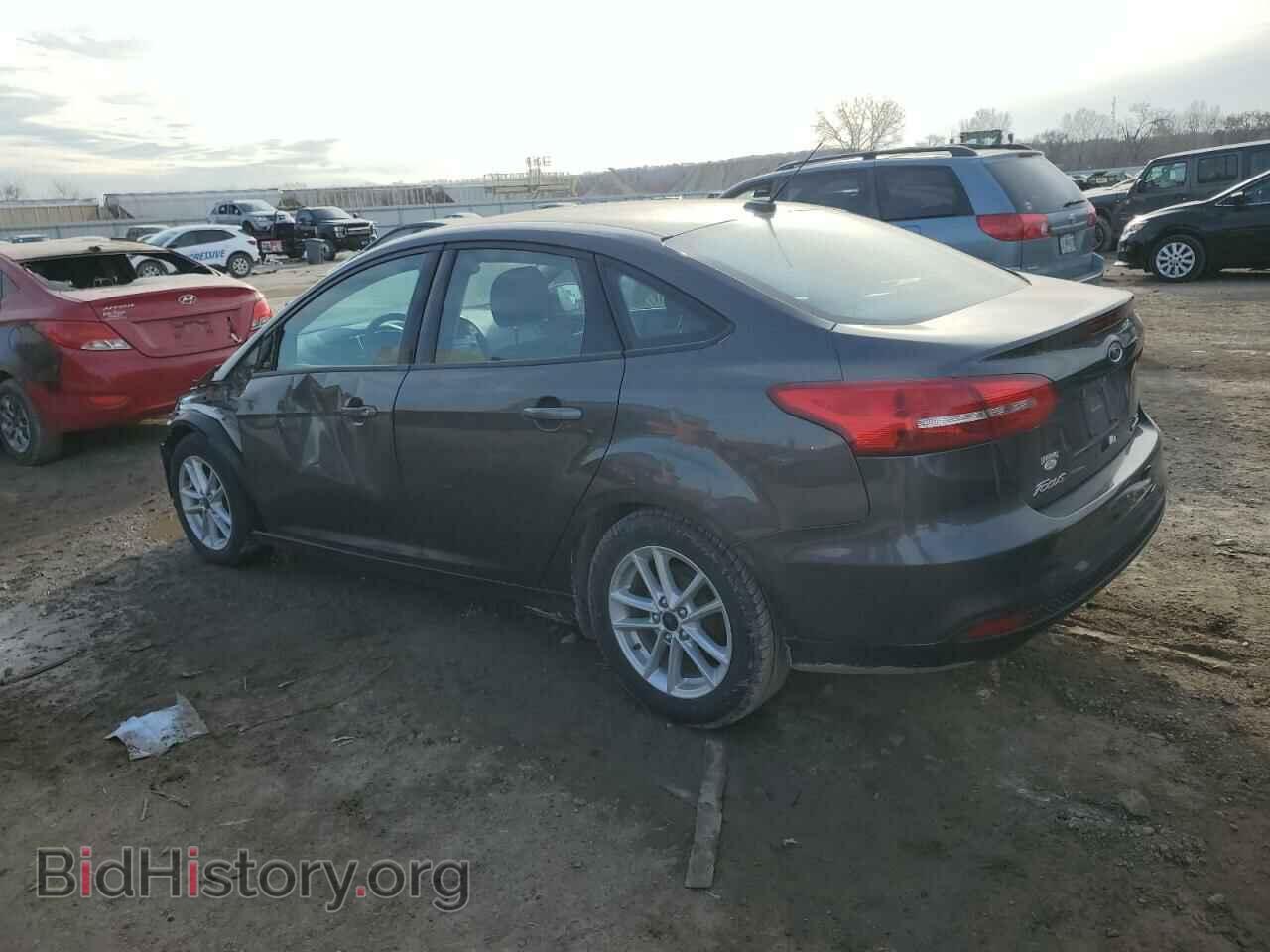 2016 FORD FOCUS - VIN: 1FADP3F25GL275370 - Фото 2
