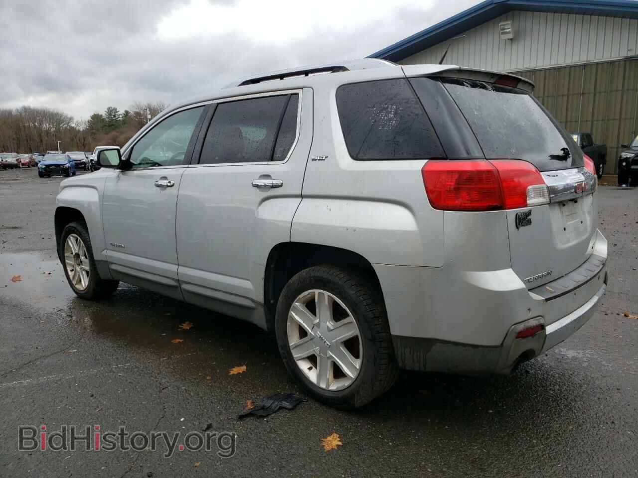 2011 GMC TERRAIN - VIN: 2CTFLXE56B6268340 - Photo 2