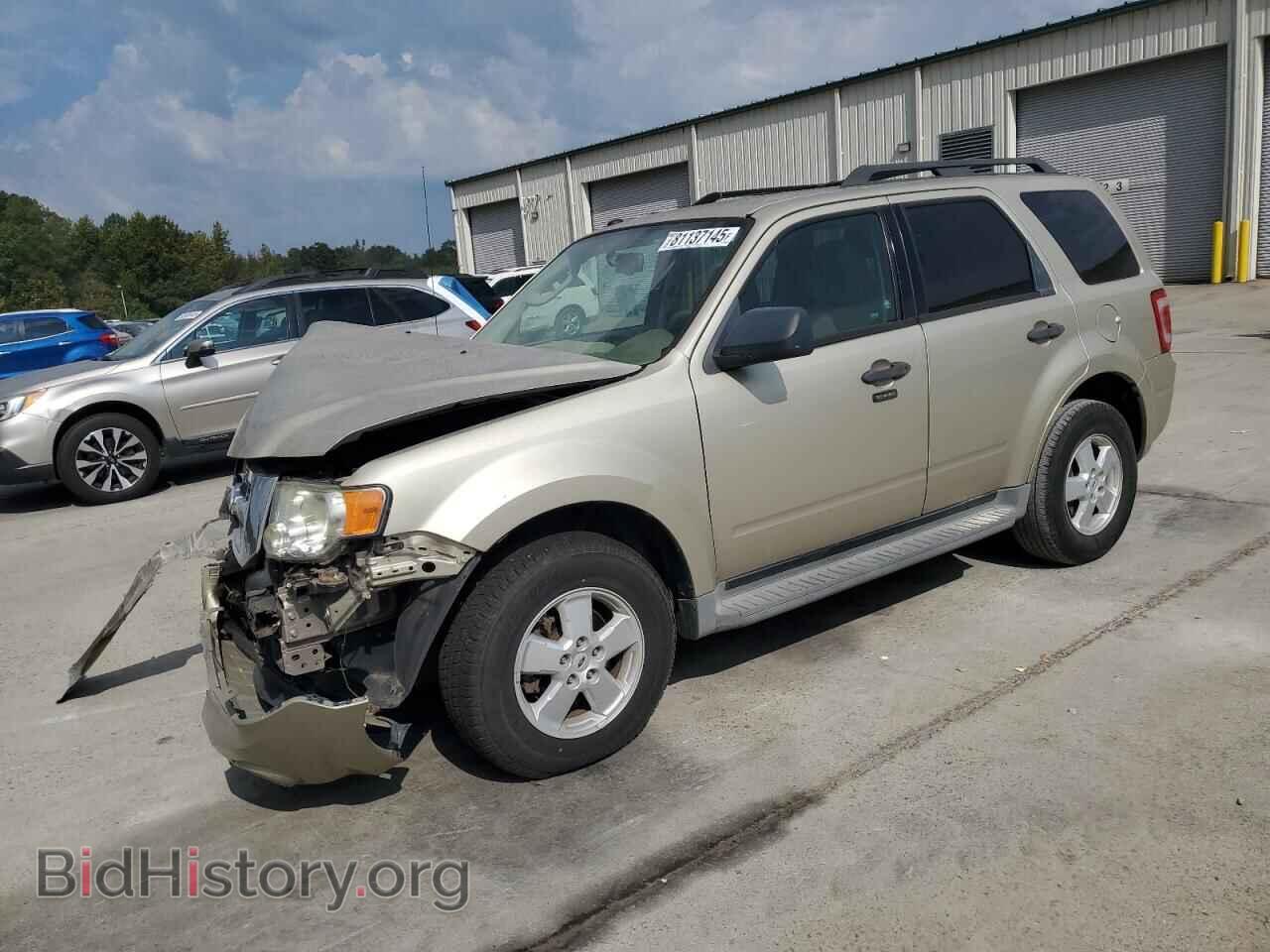 Photo 1FMCU0DG6AKA69267 - FORD ESCAPE 2010