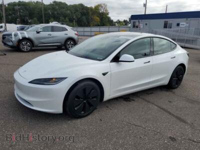 2024 Tesla MODEL 3, white — VIN 5YJ3E1EA8RF829404, Copart