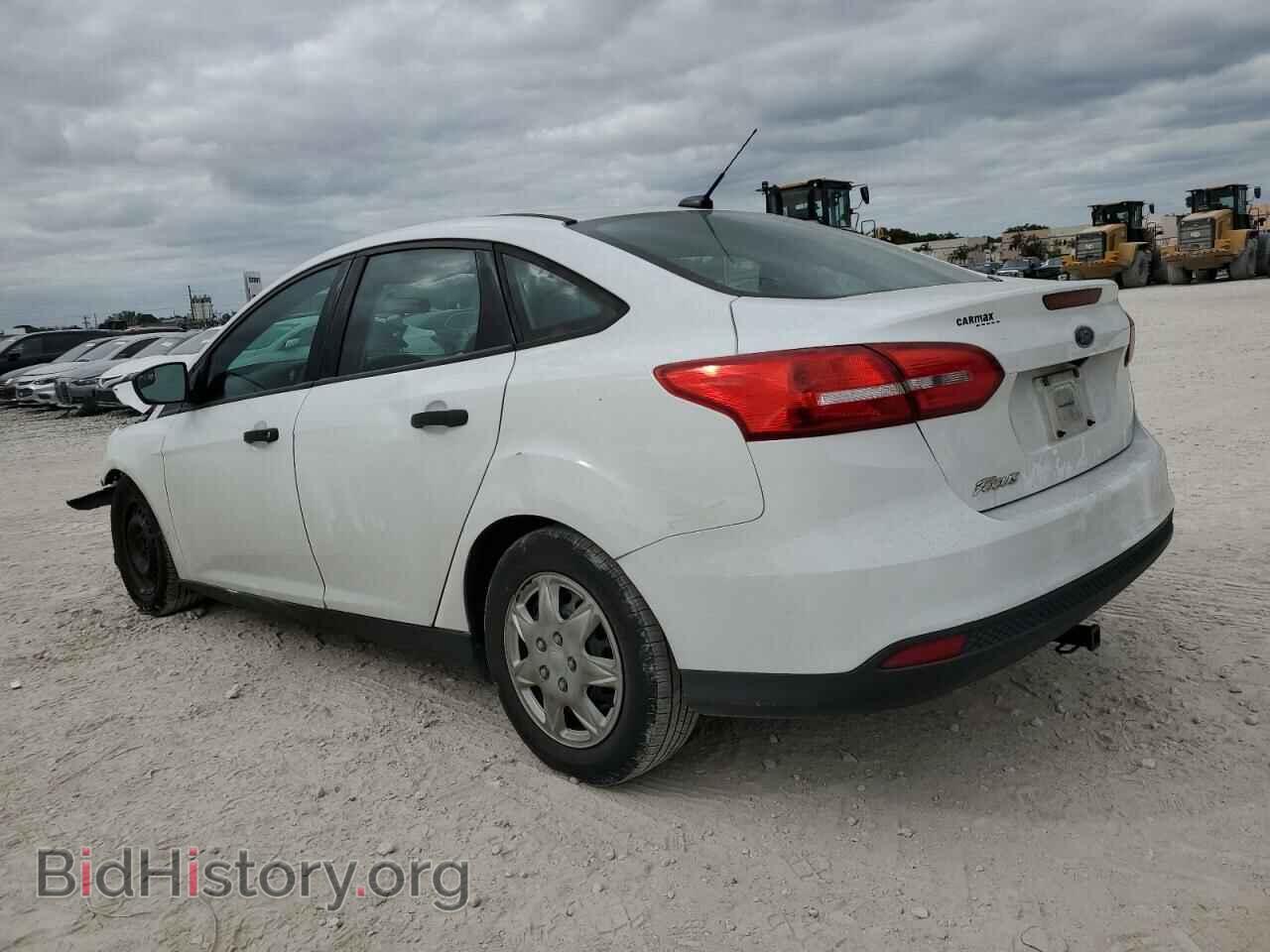 2016 FORD FOCUS - VIN: 1FADP3E23GL276177 - Фото 2