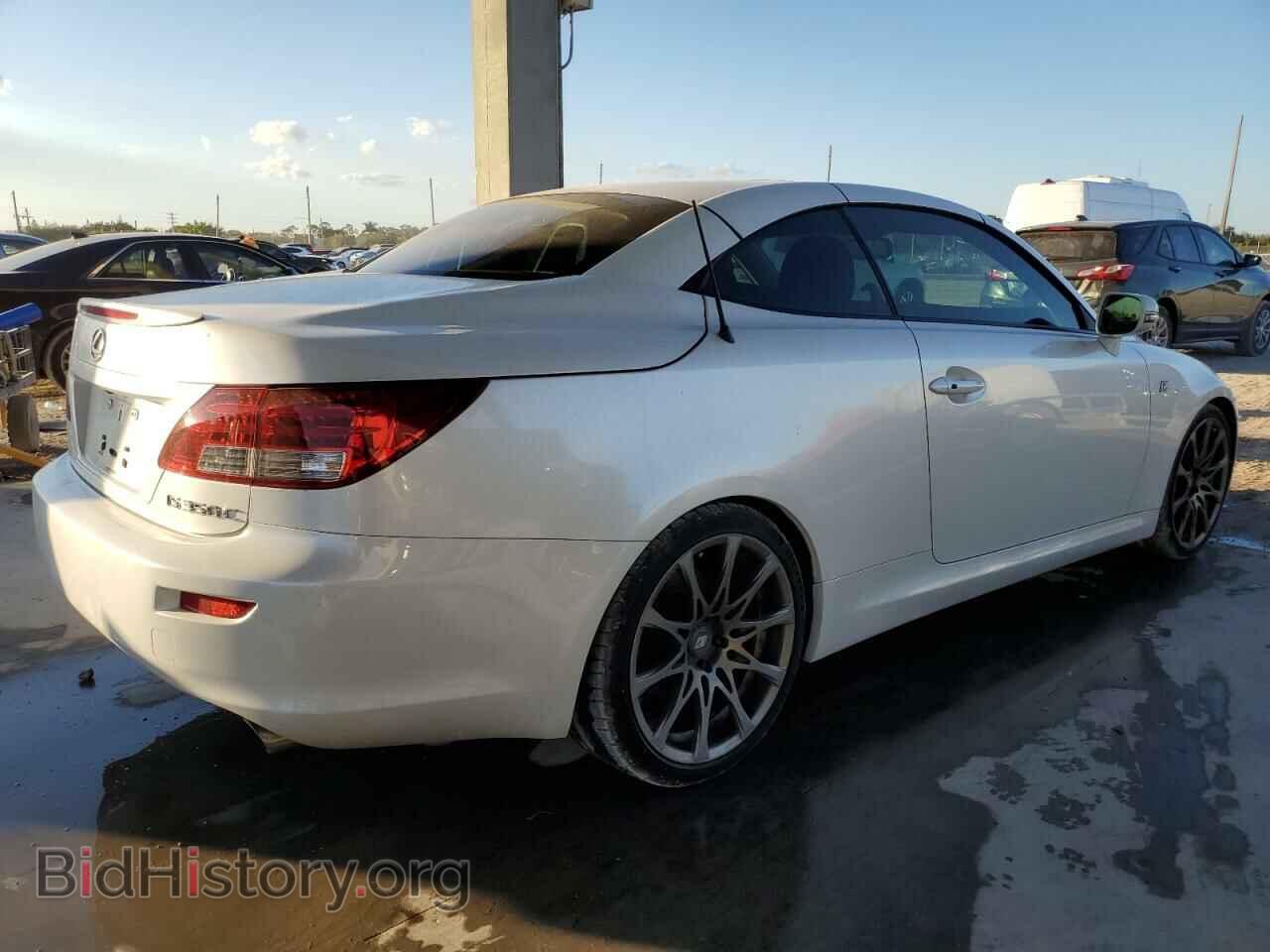 2011 LEXUS IS - VIN: JTHFE2C21B2506494 - Photo 3