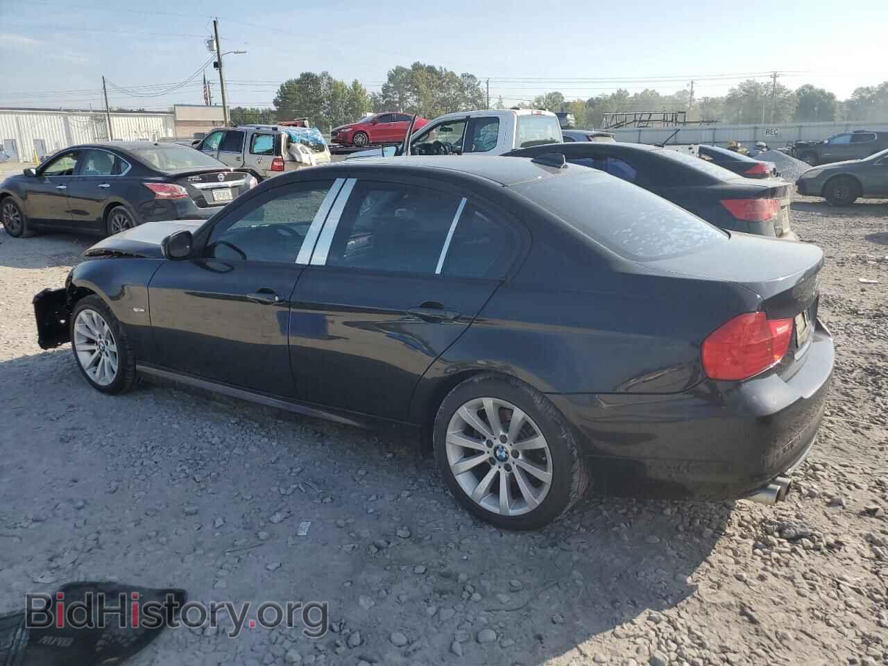 2011 BMW 3 SERIES - VIN: WBAPH7G50BNN03368 - Фото 2