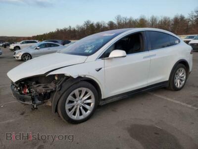 2018 Tesla MODEL X, белый — VIN 5YJXCBE29JF141020, Copart