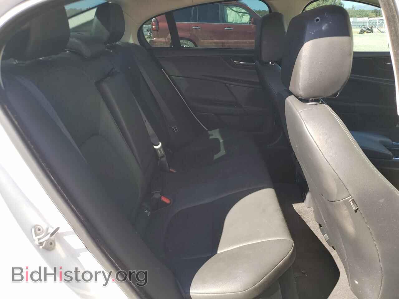 2019 JAGUAR XE - VIN: SAJAR4FX1KCP52699 - Фото 10