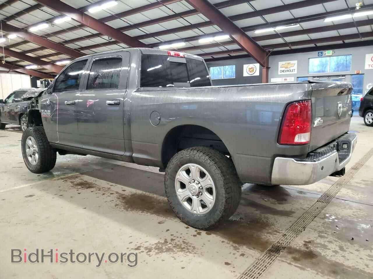 2015 RAM All Models - VIN: 3C6UR5DL1FG520826 - Photo 2