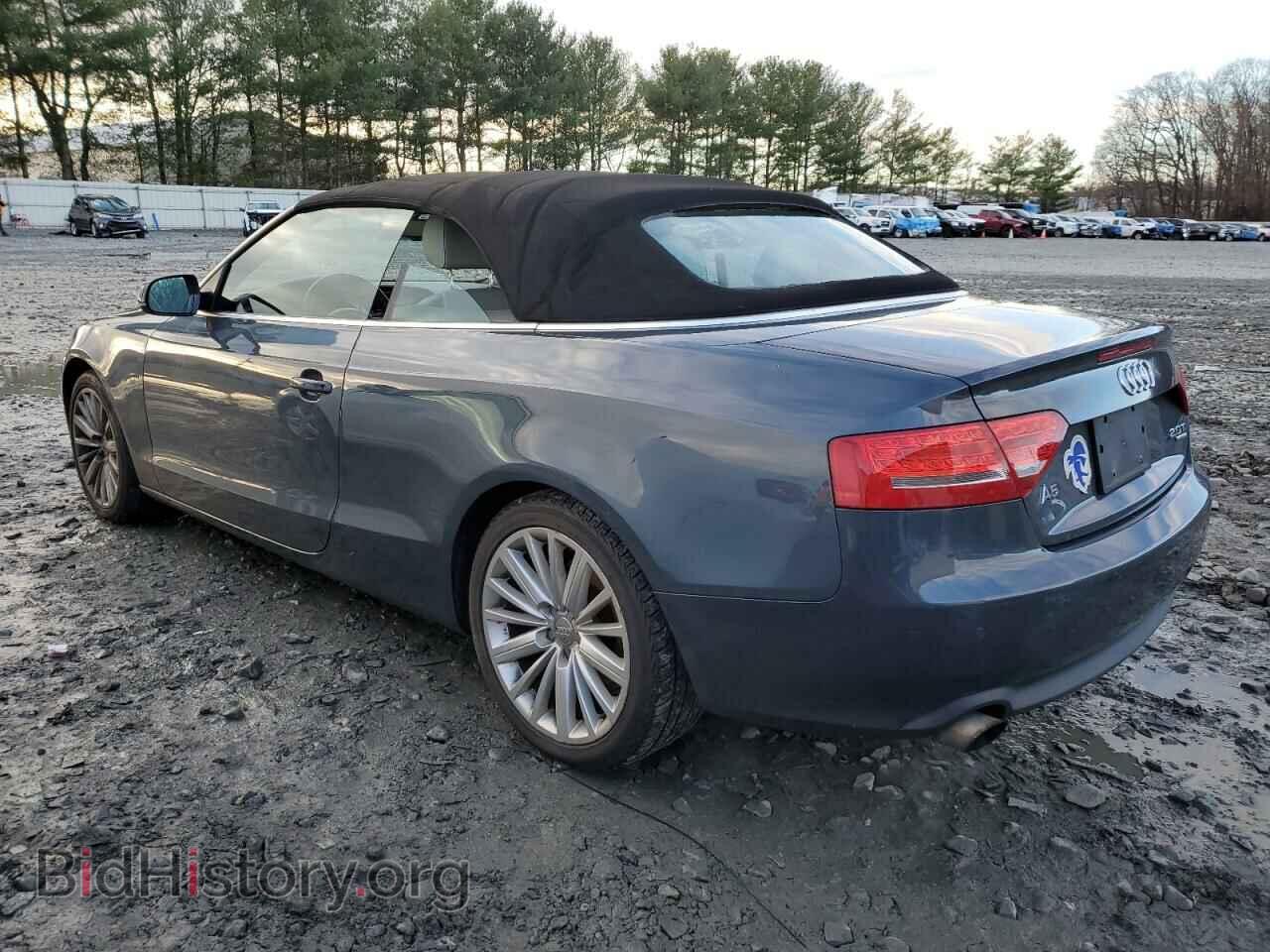 2011 AUDI A5 - VIN: WAULFAFH0BN016183 - Фото 2