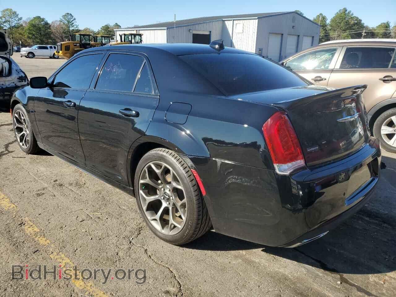 2015 CHRYSLER 300 - VIN: 2C3CCABT6FH766390 - Фото 2
