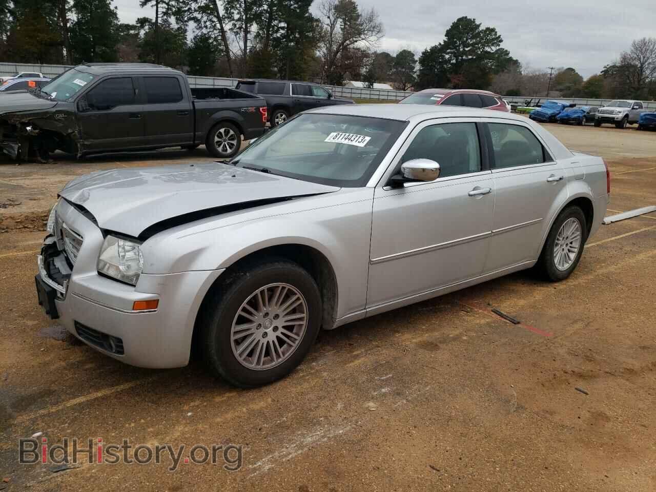 Photo 2C3CA5CV9AH182751 - CHRYSLER 300 2010