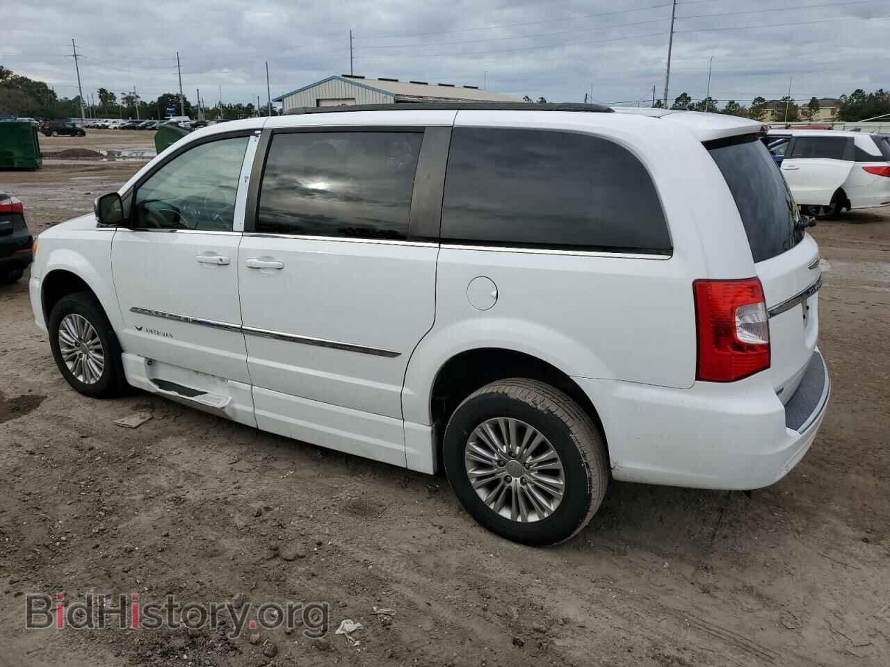 2015 CHRYSLER MINIVAN - VIN: 2C7WC1CGXFR645708 - Photo 2