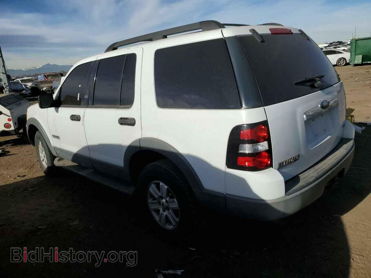 2006 FORD EXPLORER - VIN: 1FMEU73E66UB73660 - Фото 2