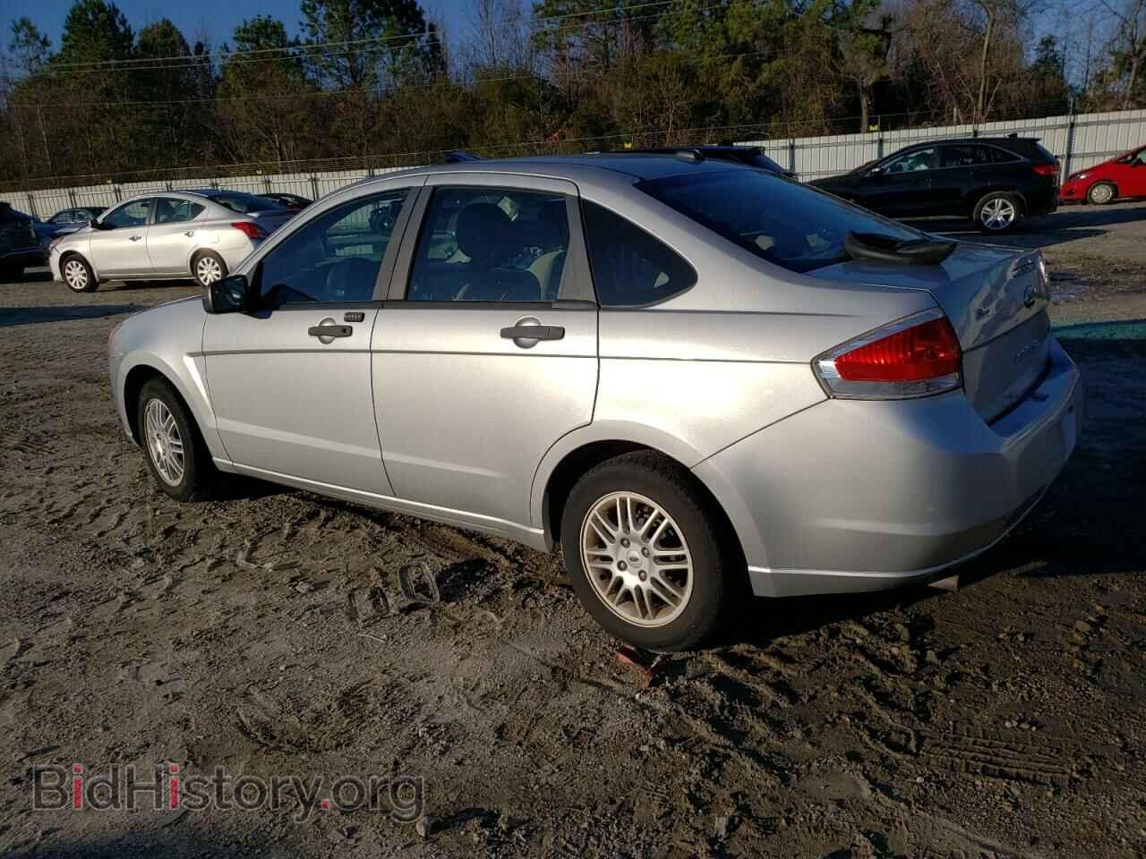 2011 FORD FOCUS - VIN: 1FAHP3FN8BW133274 - Фото 2